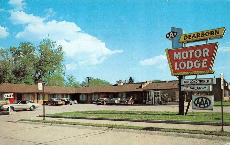 Dearborn Motor Lodge - Vintage Postcard